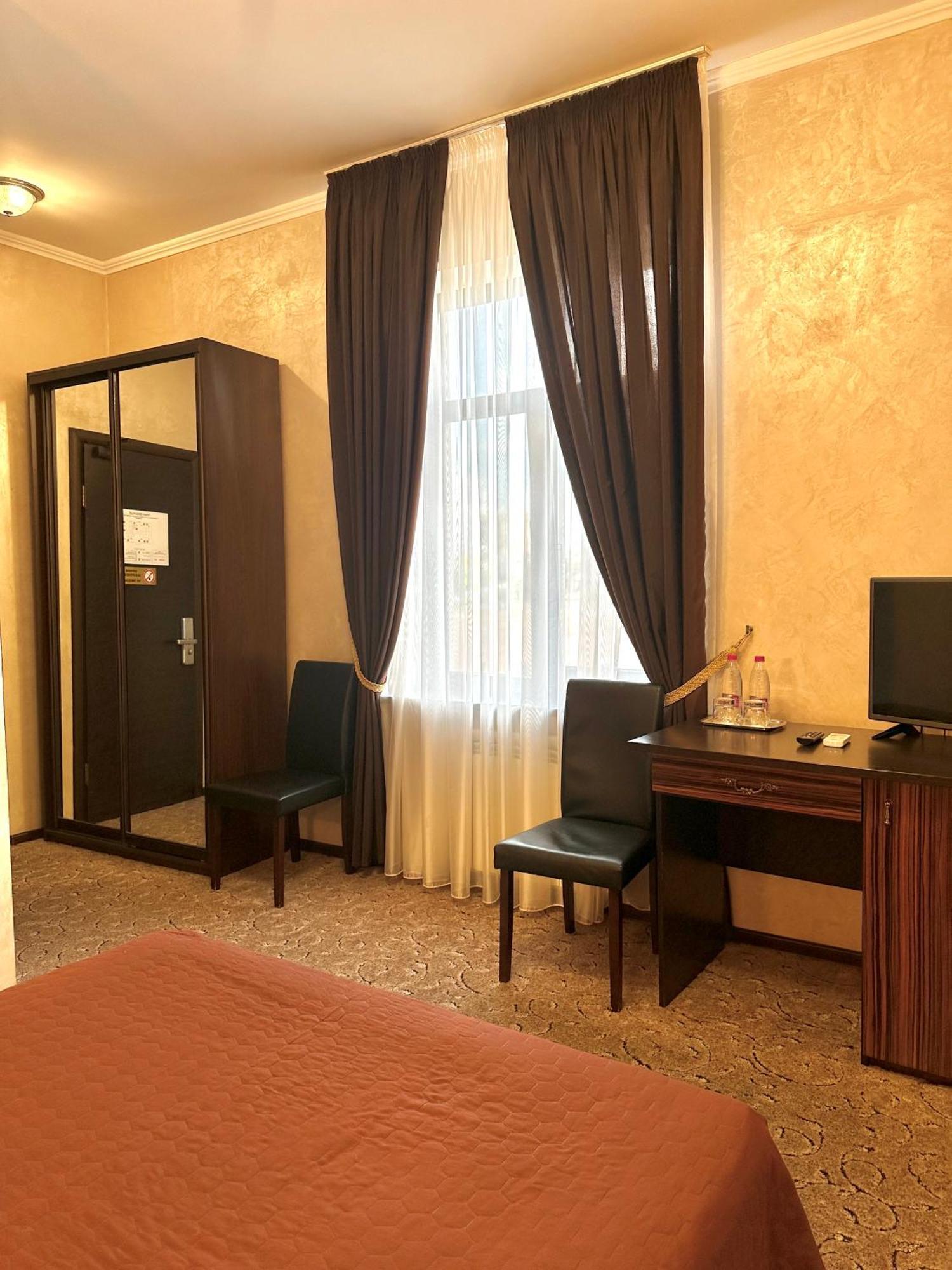 Отель ле гранд 3*